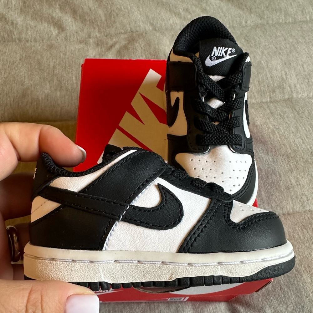 Nike Dunk Low Black & White “Panda” Sneakers | Toddler Size 4